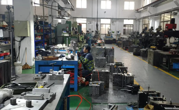 模具廠弱電智能化解決方案提升生產效率、保障精密設備可靠運行